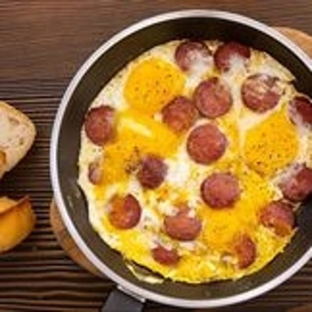 Sucuklu Yumurta.