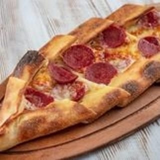 Sucuk Pide