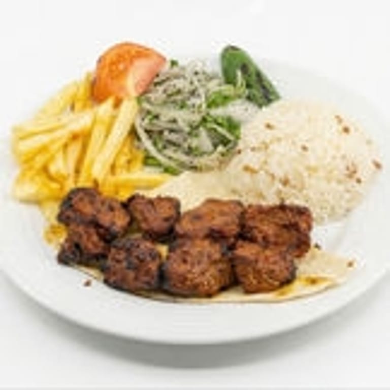 Delicious Lunch Options at Our Turkish Restaurant